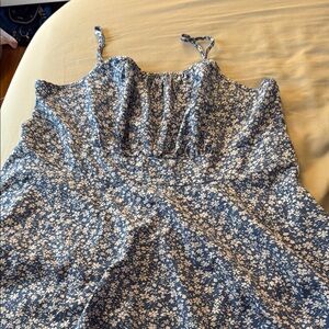 Floral Patterned Fabric in Blue and White